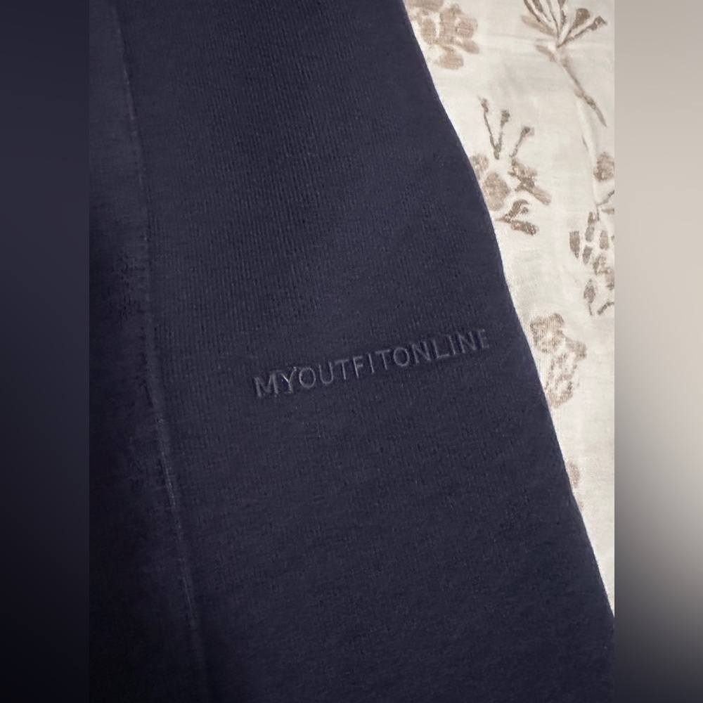 MyOutfitOnline Sweatpants - Picture 3 of 4